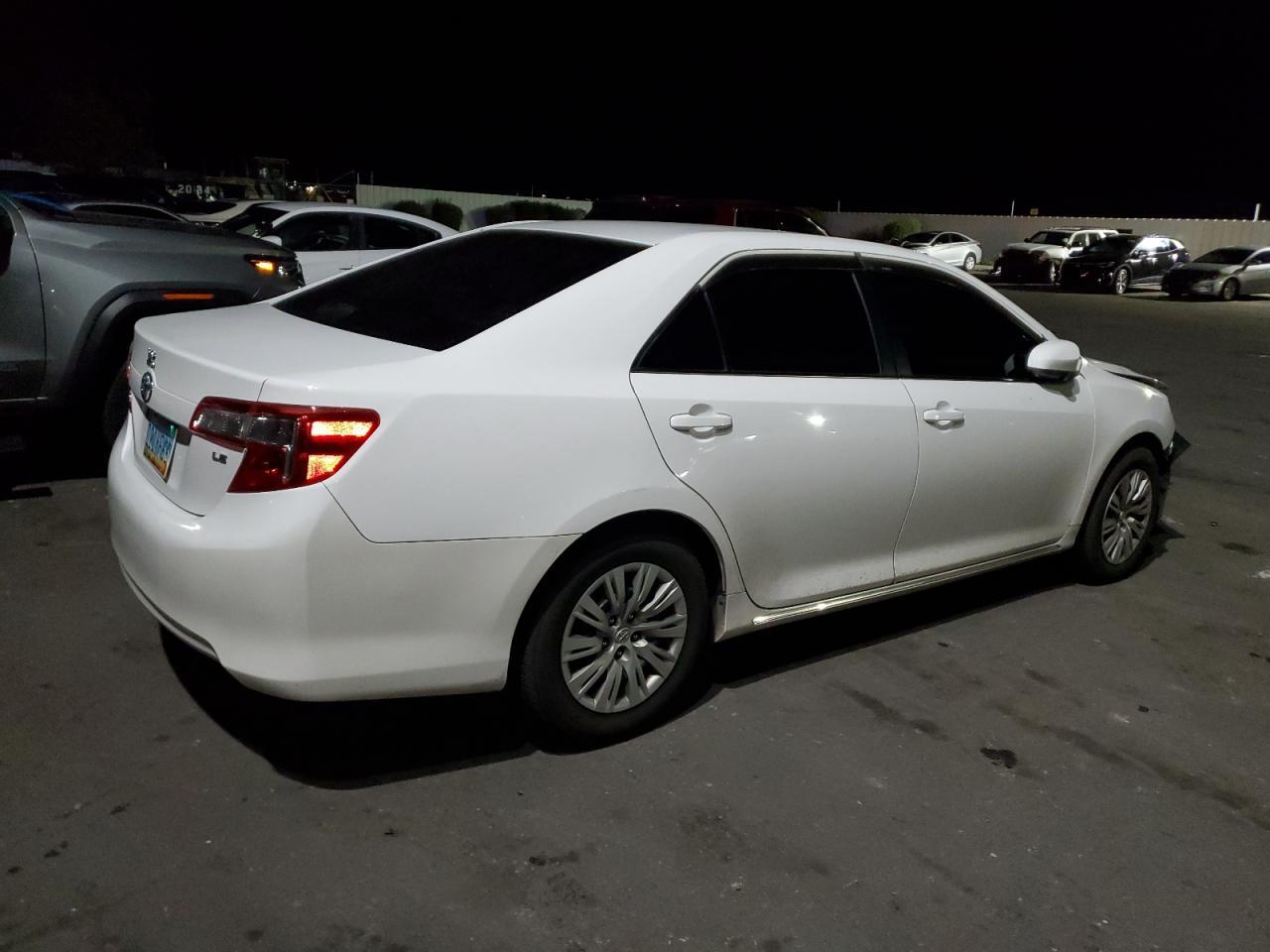 2013 TOYOTA CAMRY