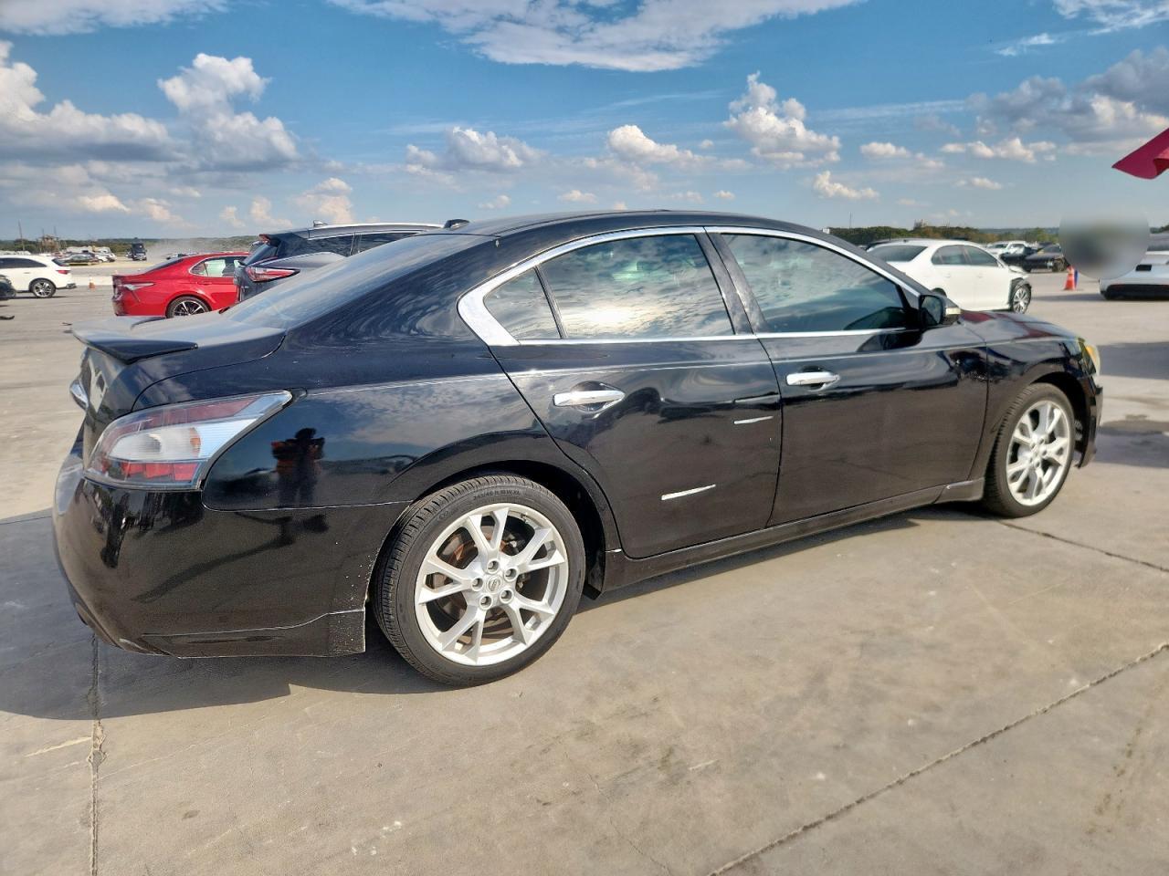 2013 NISSAN Maxima
