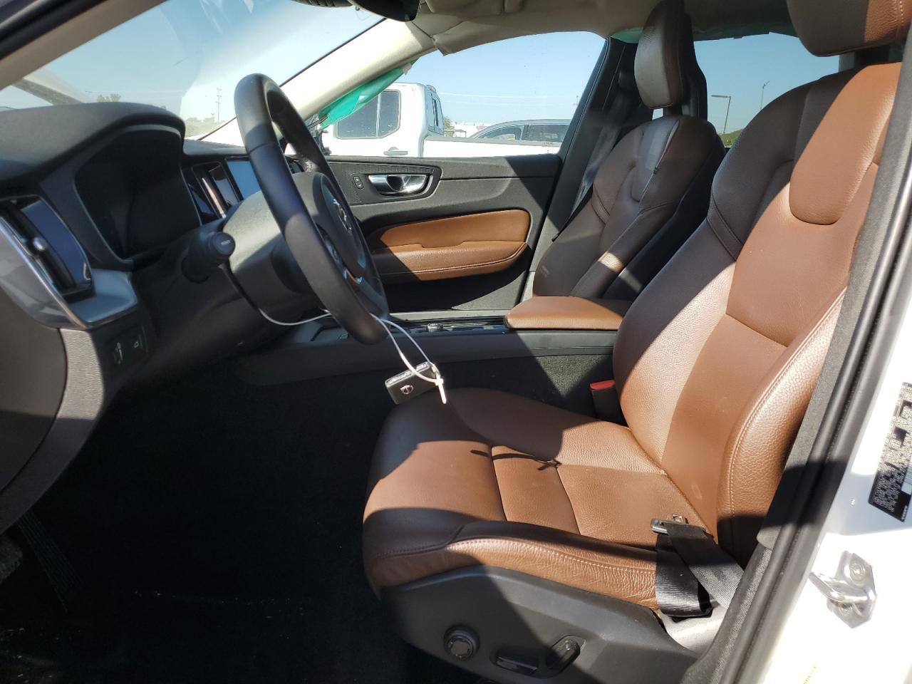 2018 VOLVO XC60