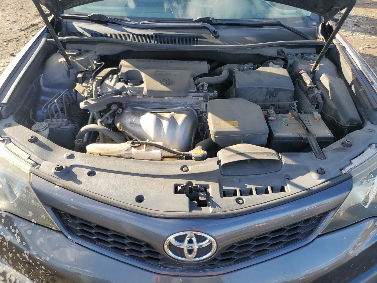 2014 TOYOTA CAMRY
