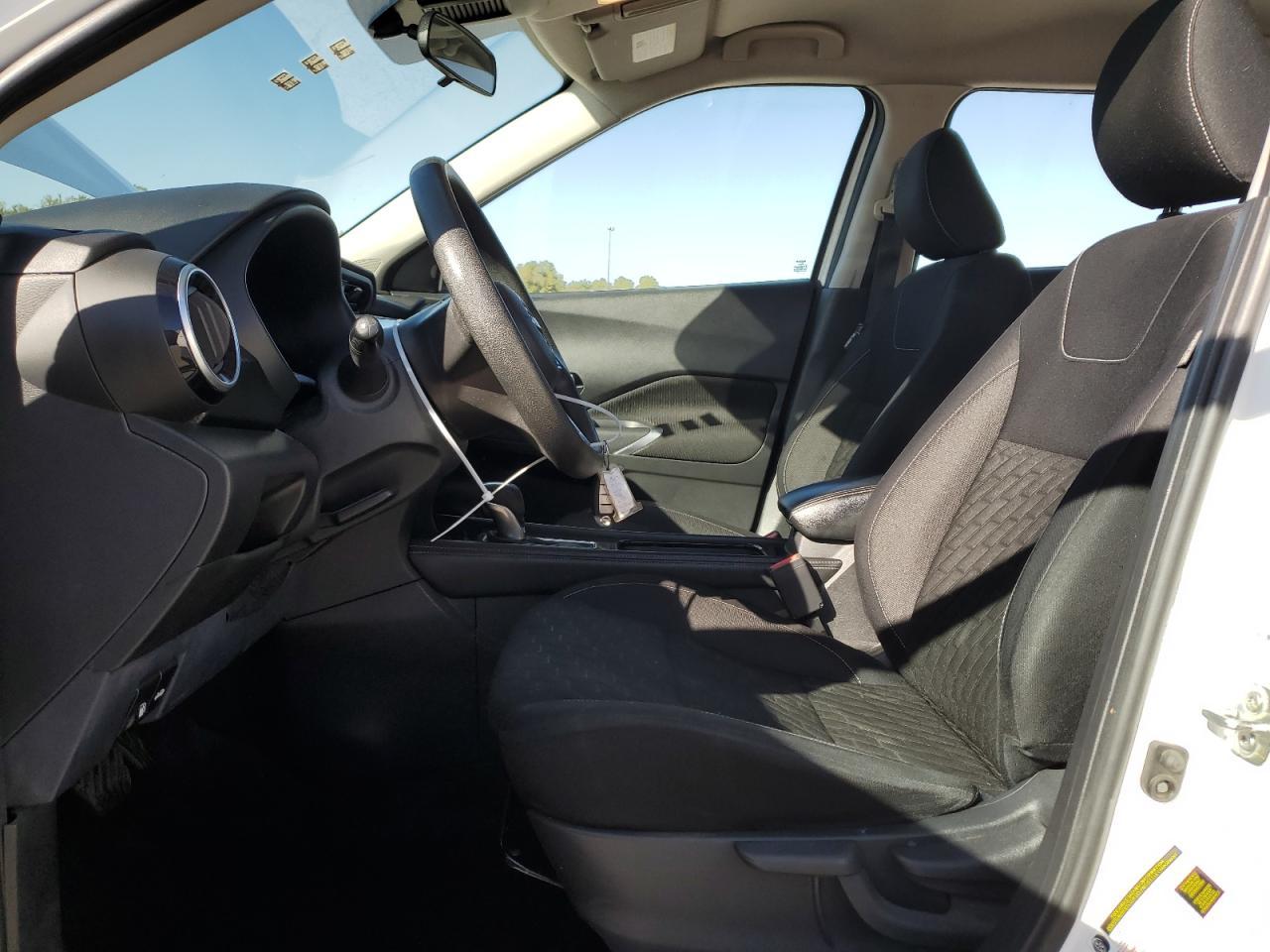 2022 NISSAN KICKS