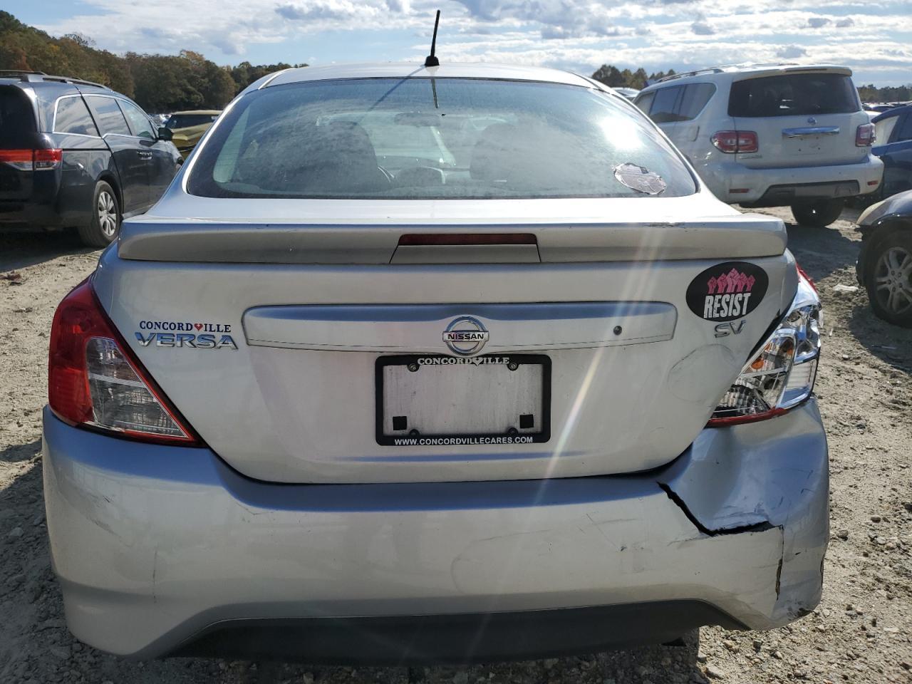 2018 NISSAN VERSA