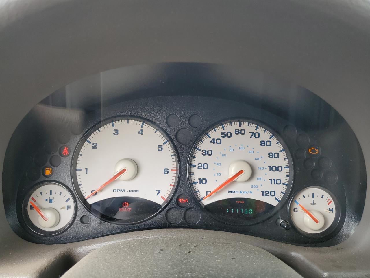 2004 JEEP Liberty