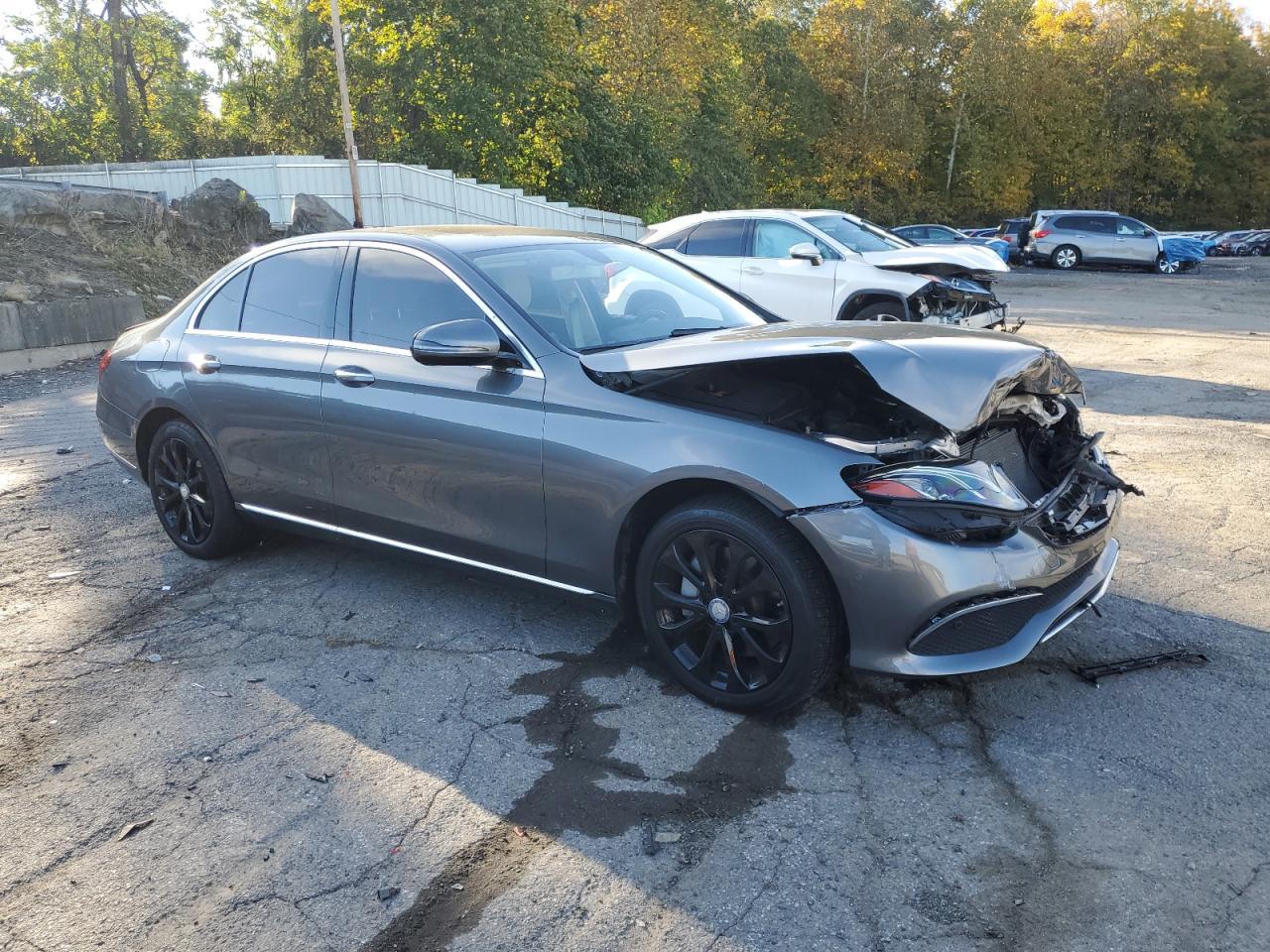 2017 MERCEDES-BENZ E-Class