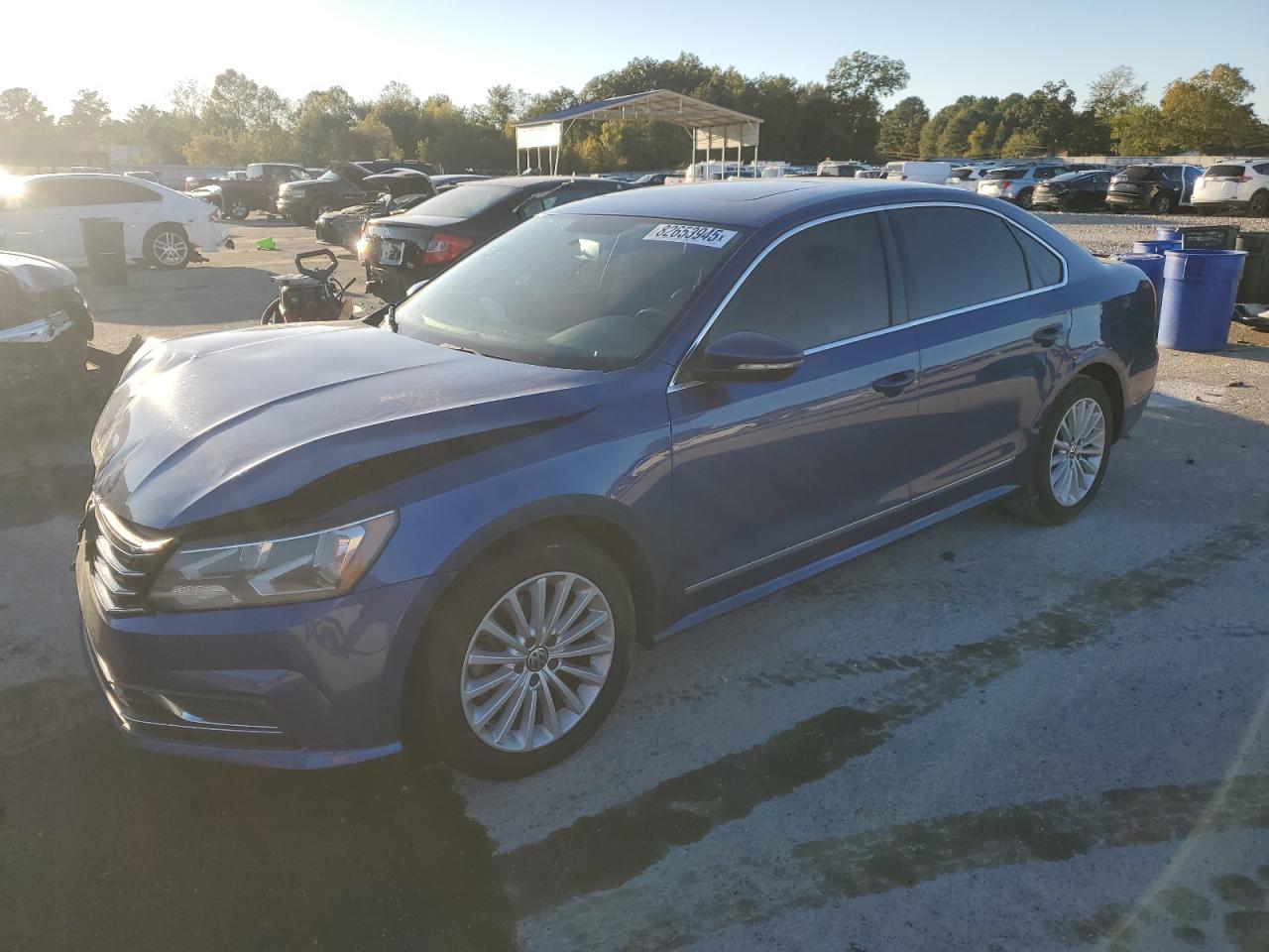 2017 VOLKSWAGEN Passat