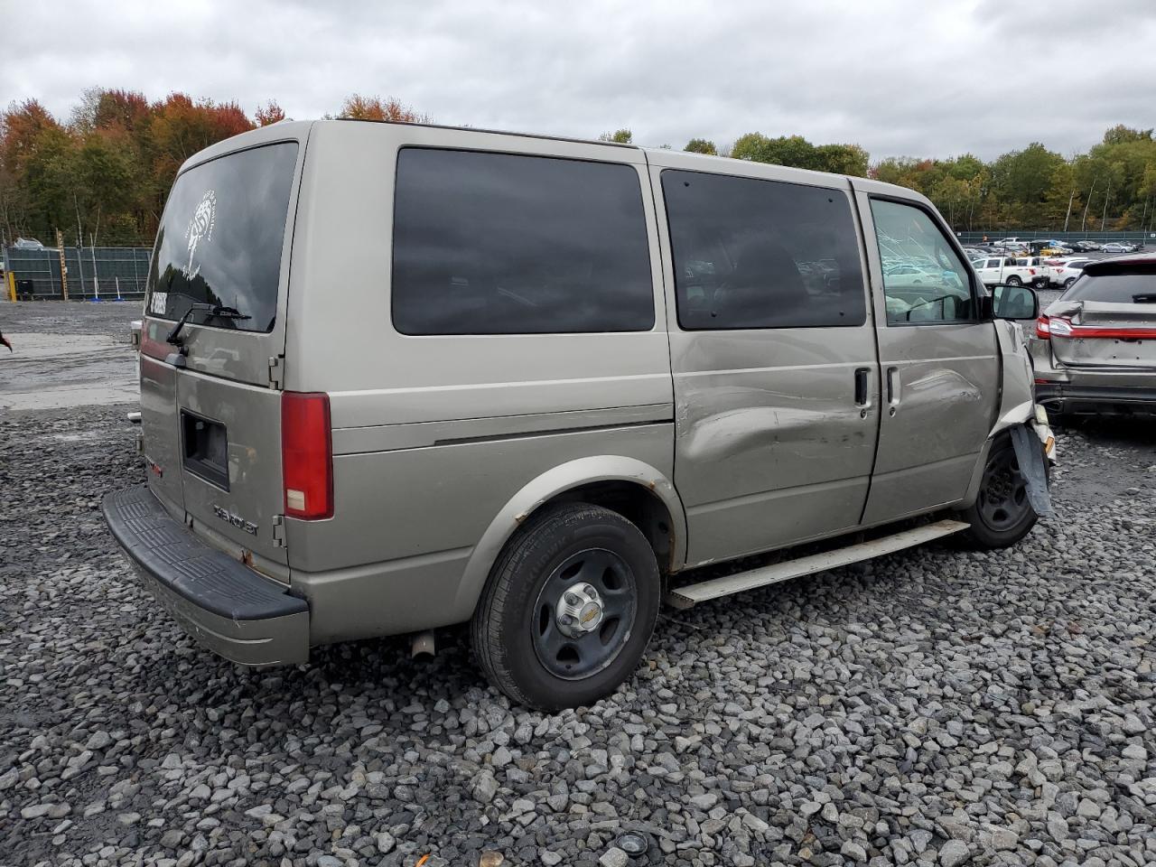 2004 CHEVROLET Astro