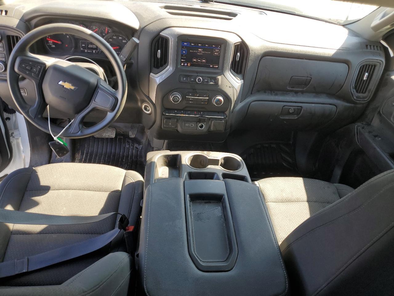 2023 CHEVROLET Silverado