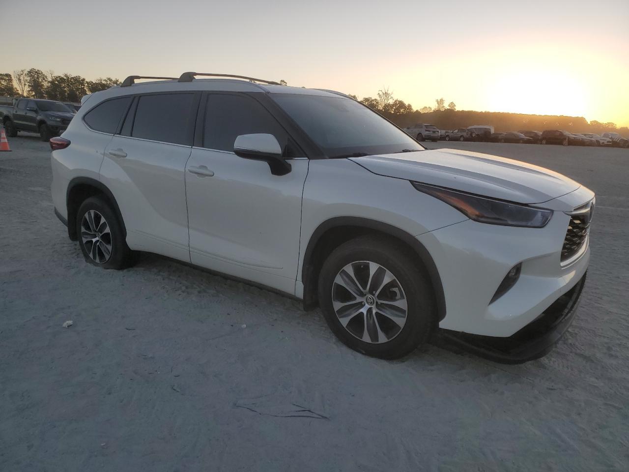 2021 TOYOTA HIGHLANDER