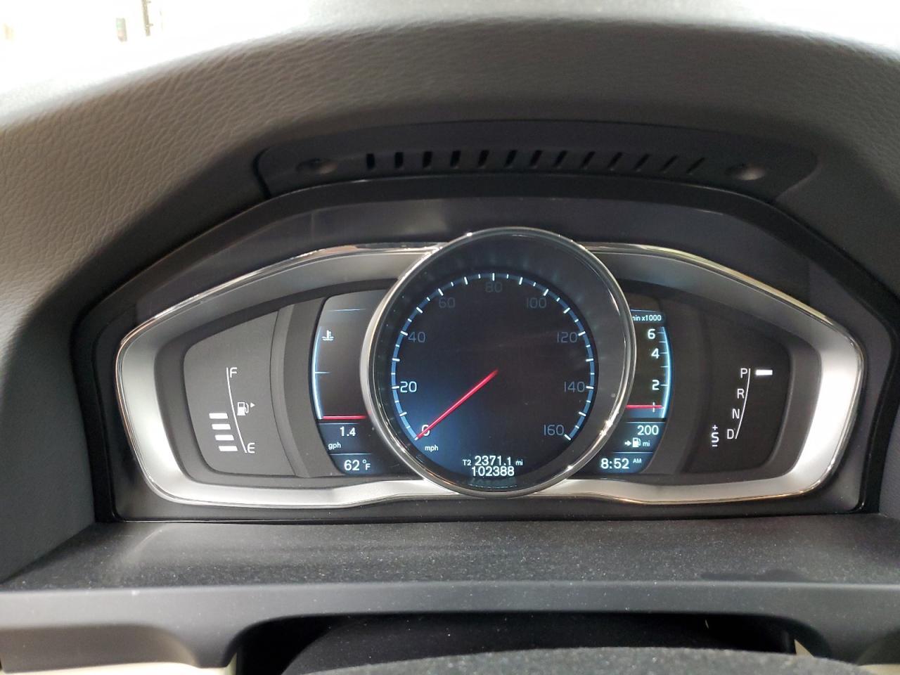 2014 VOLVO S60