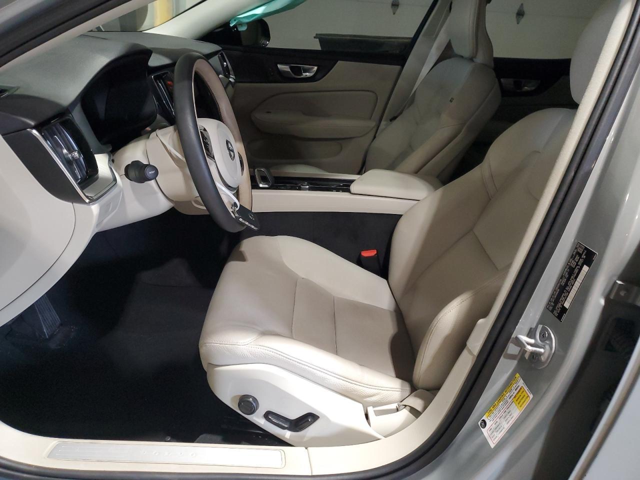 2024 VOLVO S60