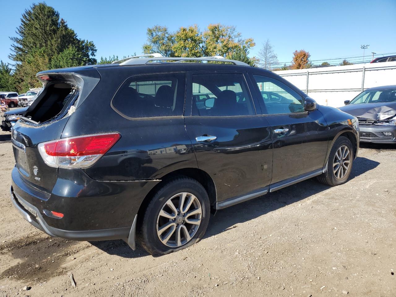 2015 NISSAN PATHFINDER