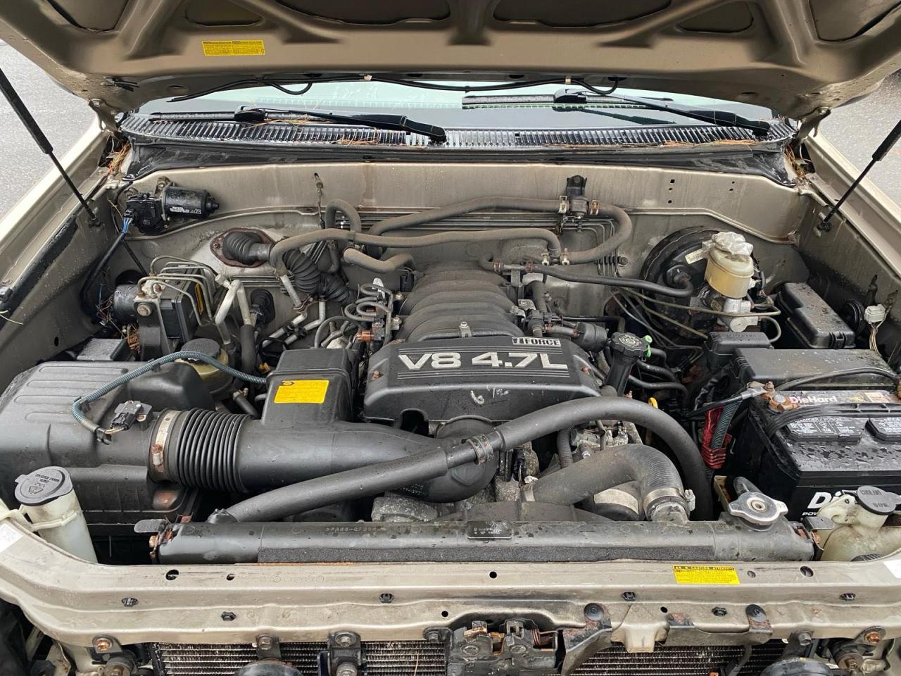 2005 TOYOTA Sequoia