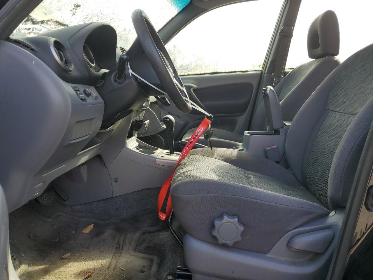 2002 TOYOTA RAV4