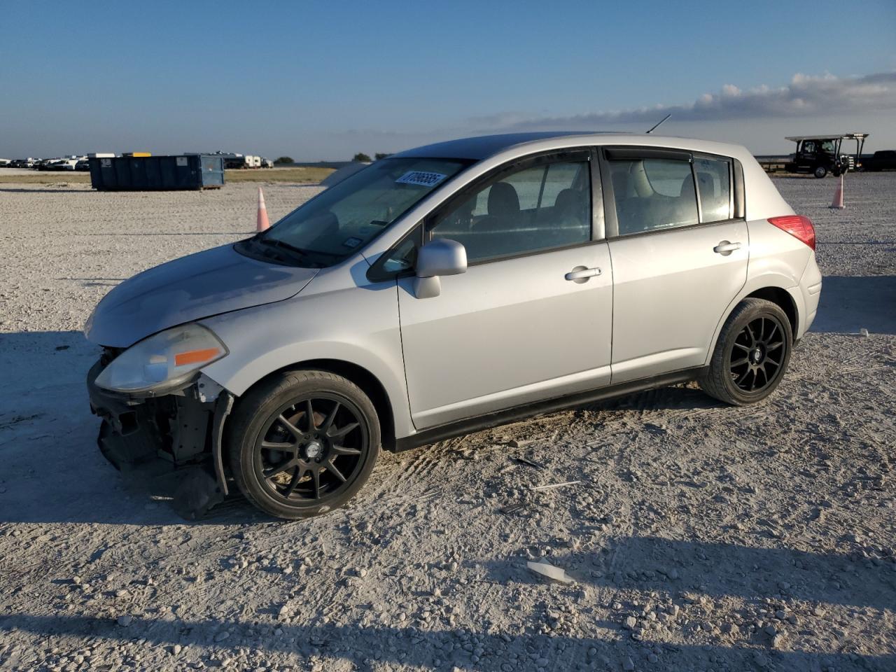 2012 NISSAN VERSA