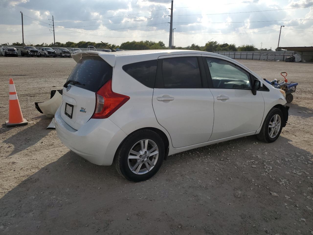 2014 NISSAN Versa Note