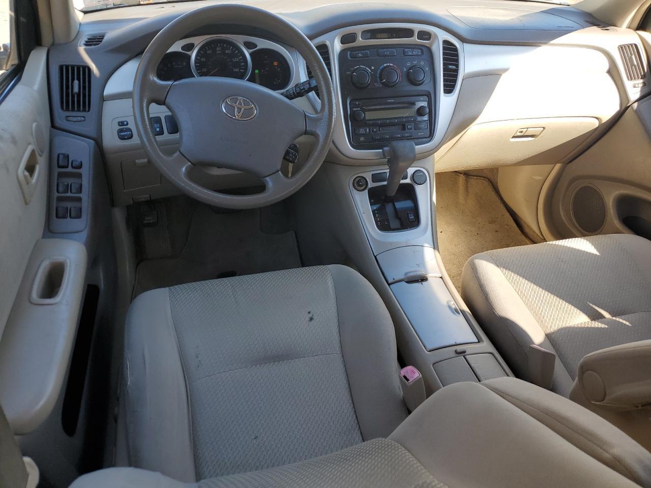 2005 TOYOTA HIGHLANDER