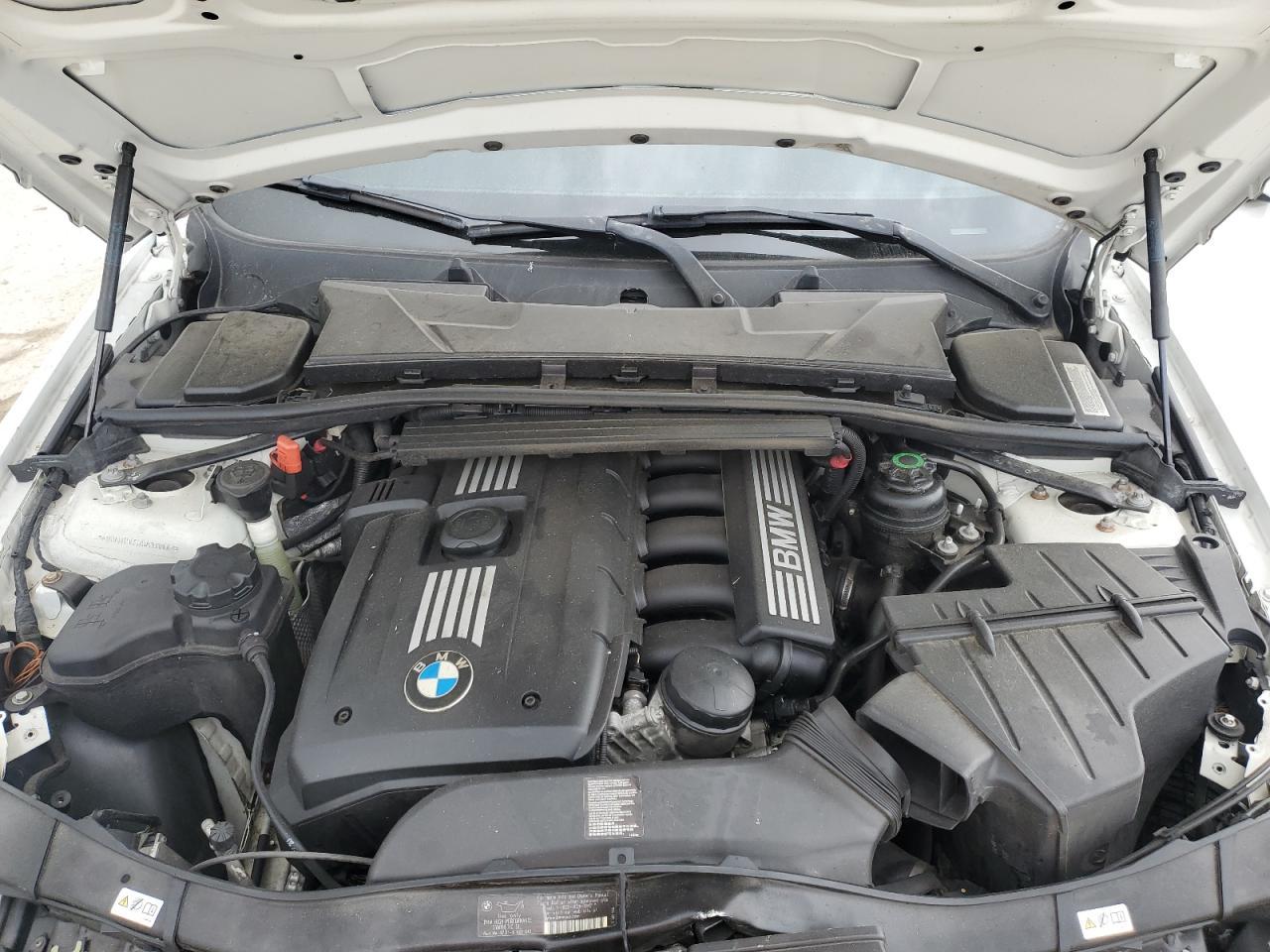 2011 BMW 3 SERIES