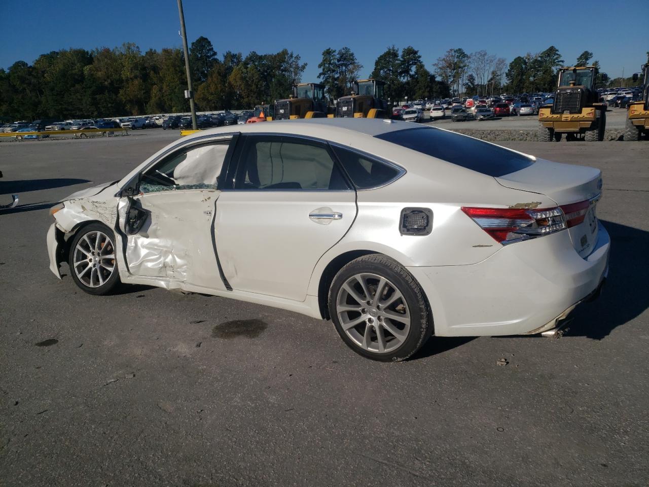 2014 TOYOTA Avalon