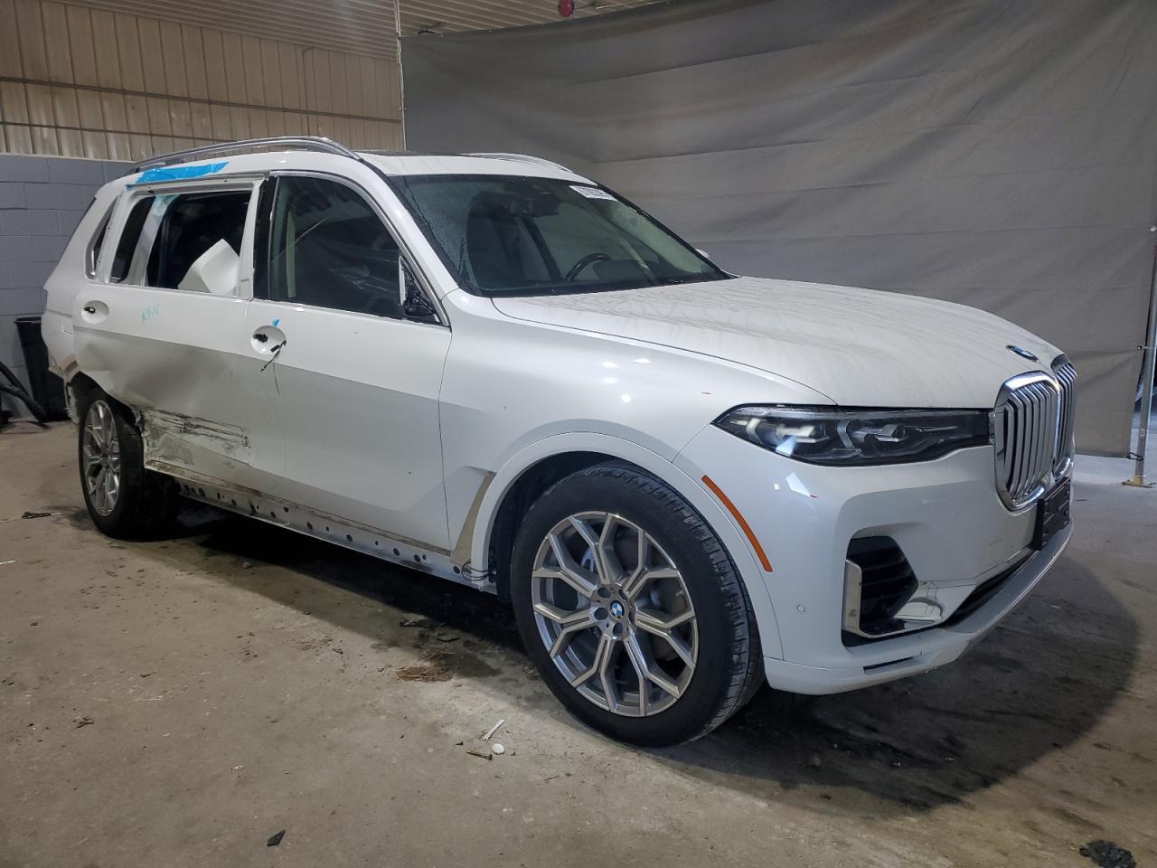 2020 BMW X7