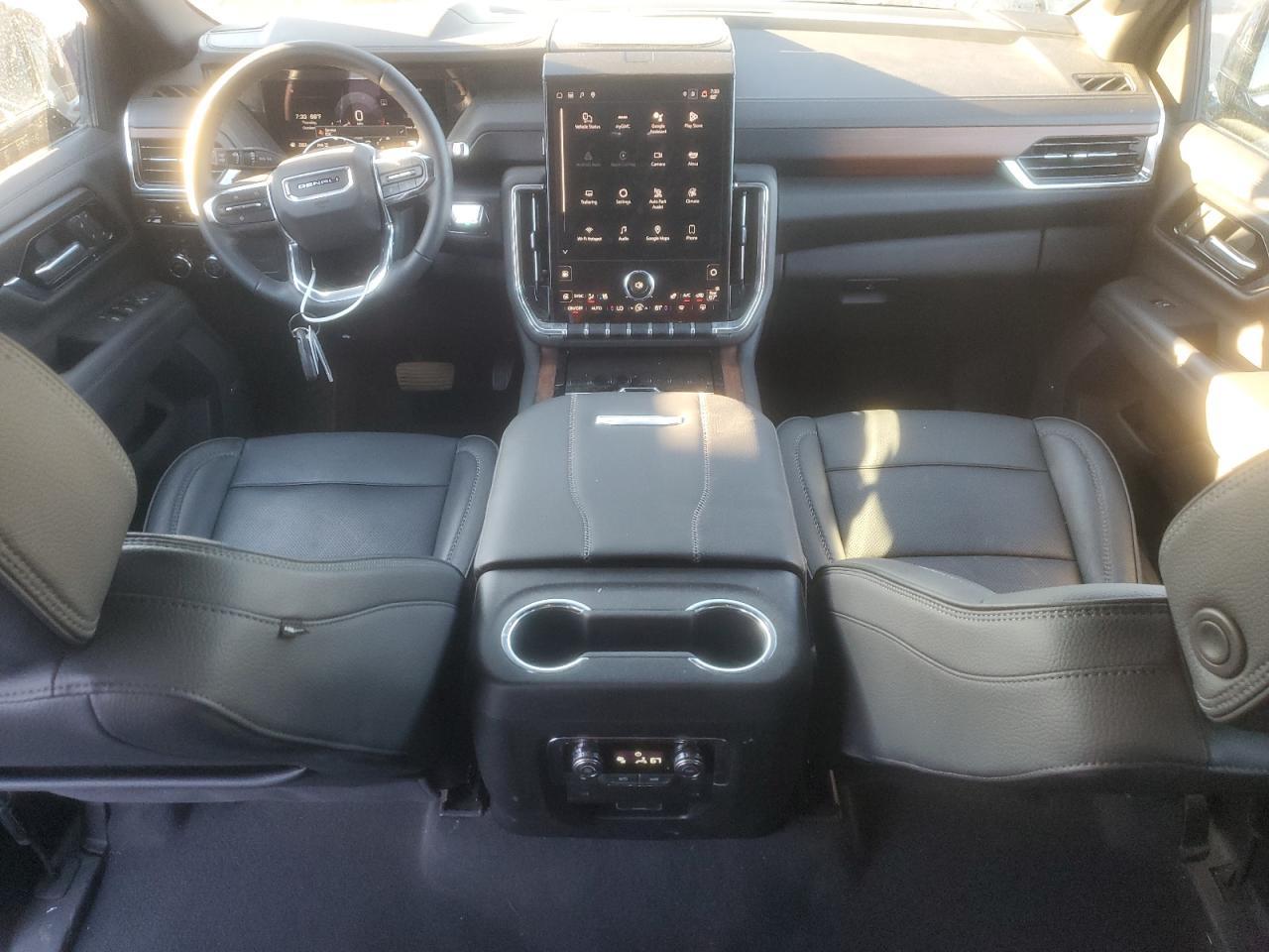2025 GMC Yukon