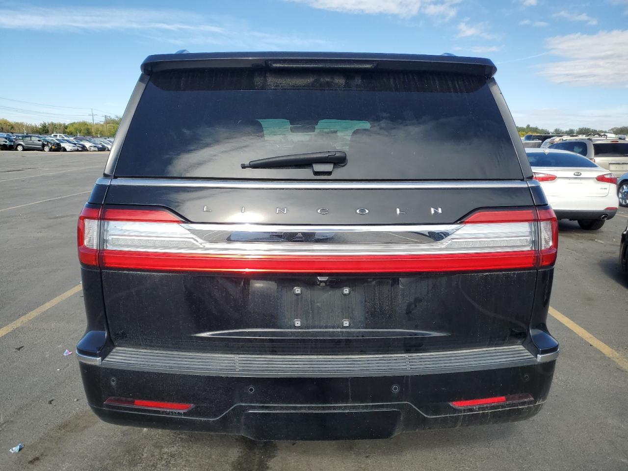2018 LINCOLN Navigator