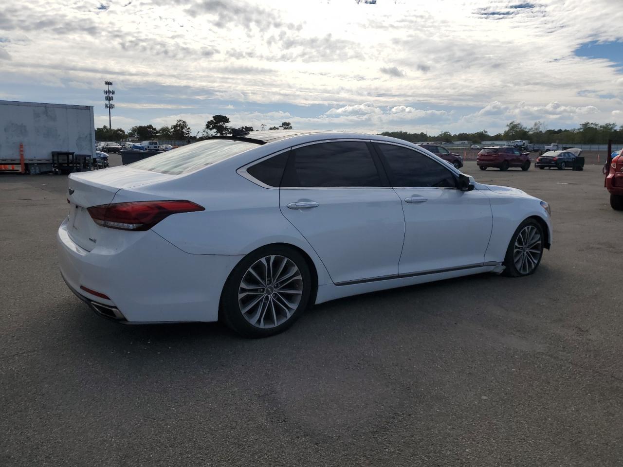 2015 HYUNDAI GENESIS