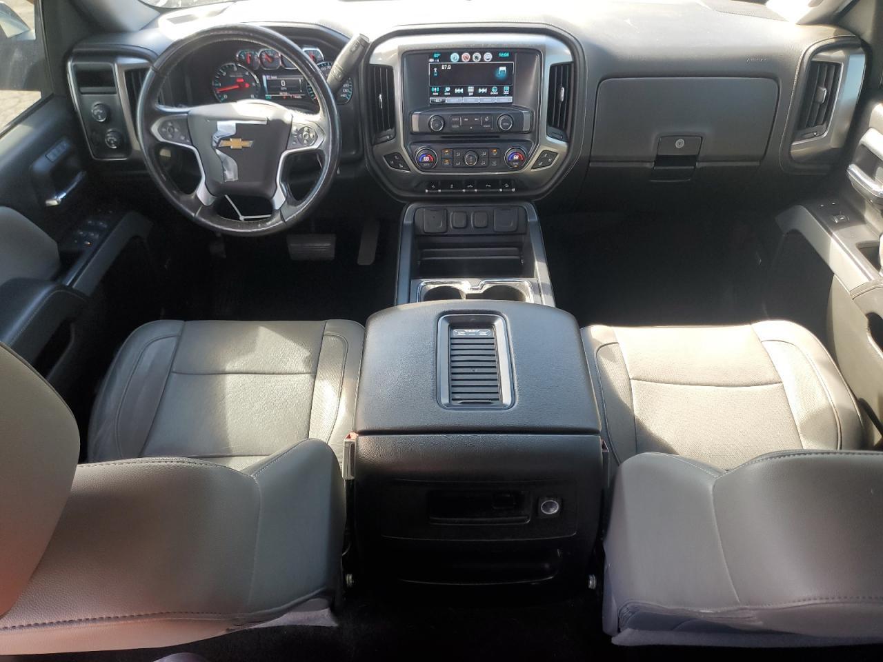 2018 CHEVROLET Silverado