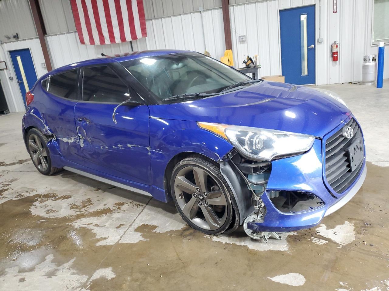 2013 HYUNDAI VELOSTER