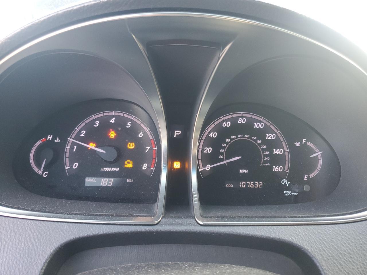 2011 TOYOTA Avalon