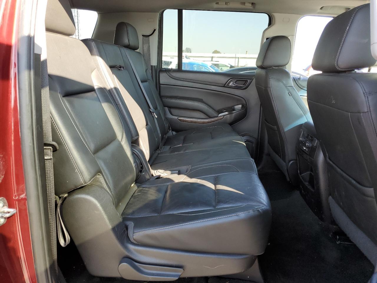 2018 CHEVROLET Suburban