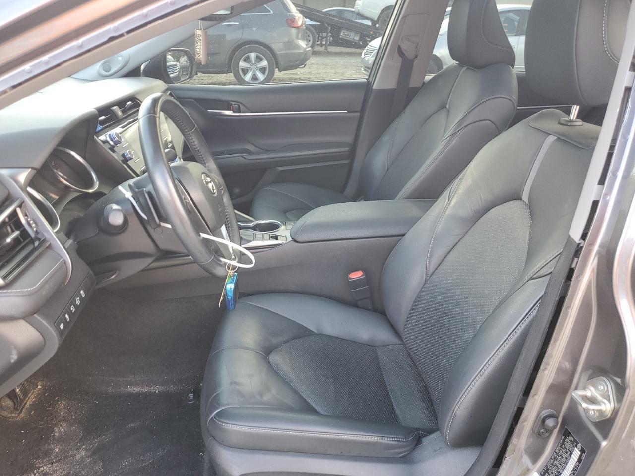2019 TOYOTA CAMRY