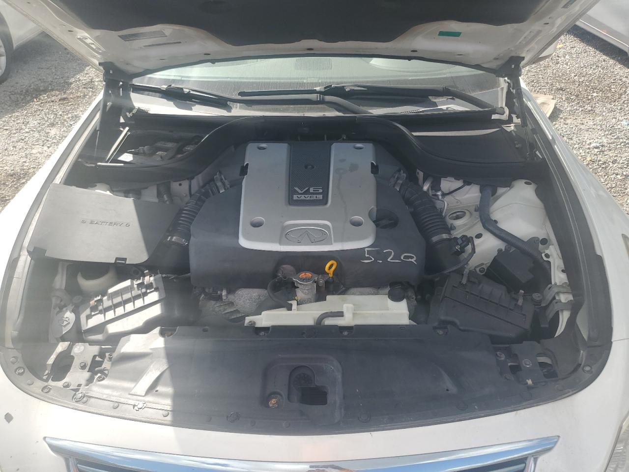 2015 INFINITI Q40