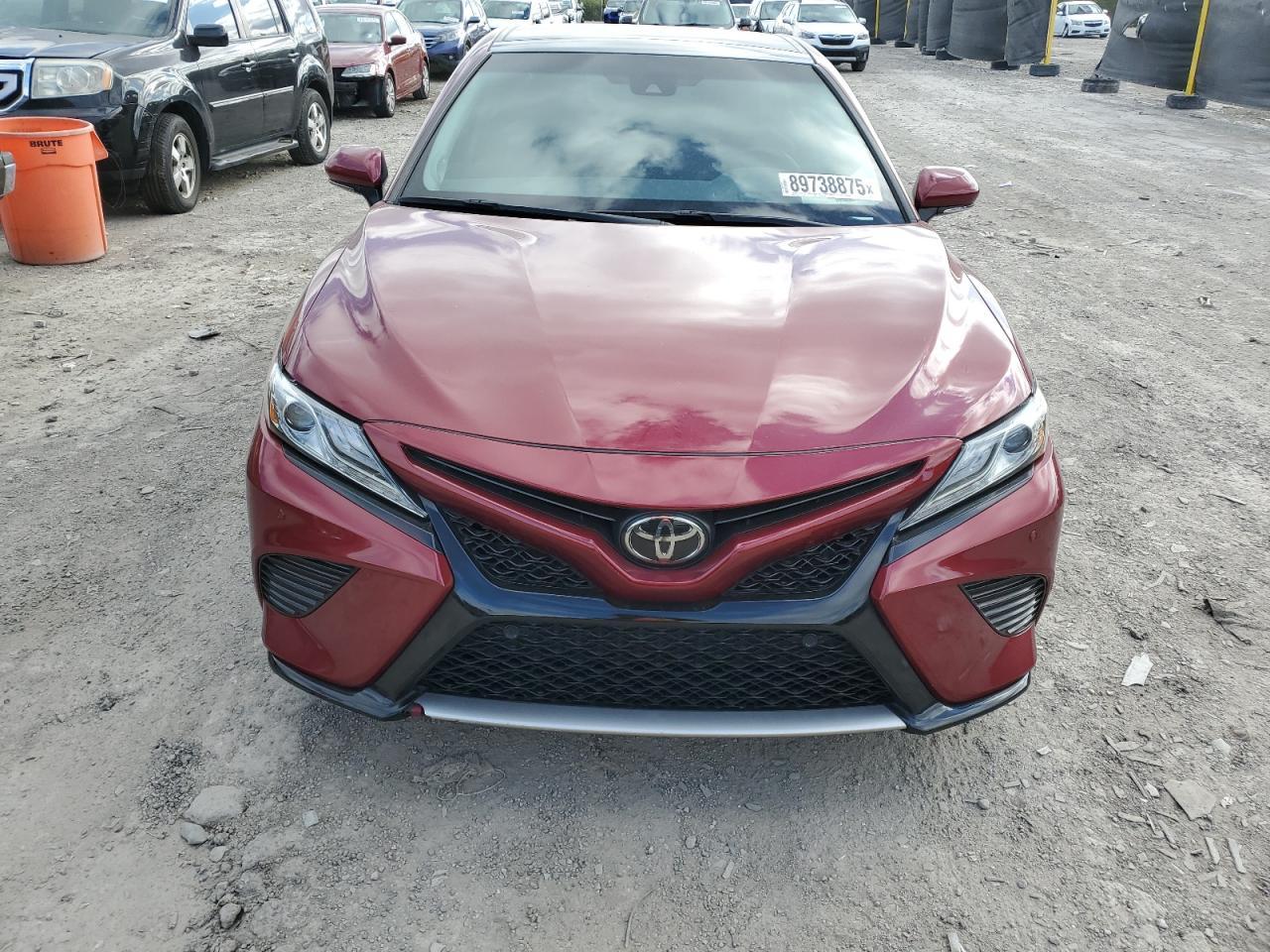 2018 TOYOTA CAMRY
