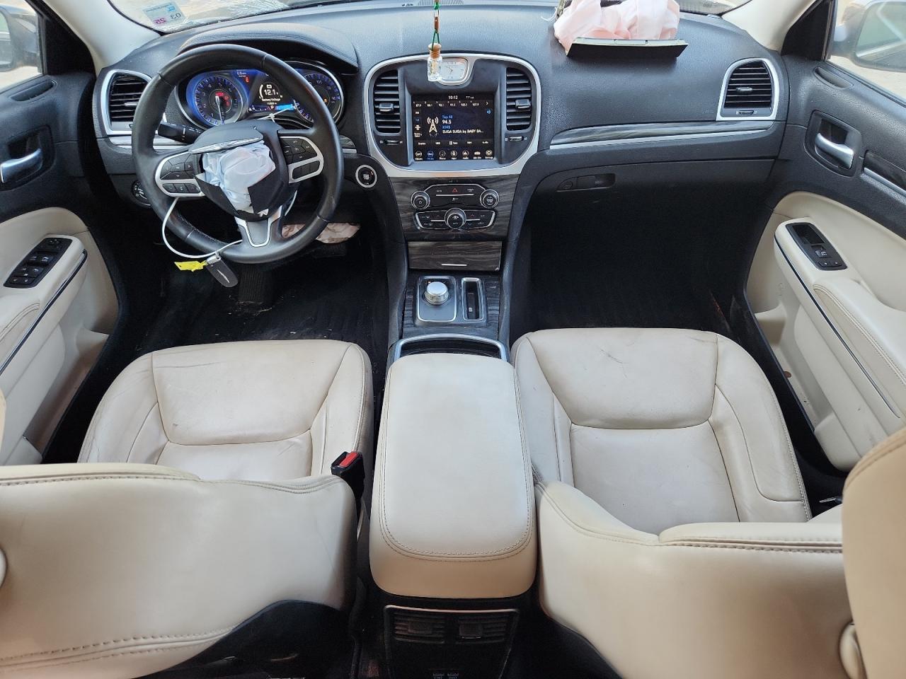 2018 CHRYSLER 300