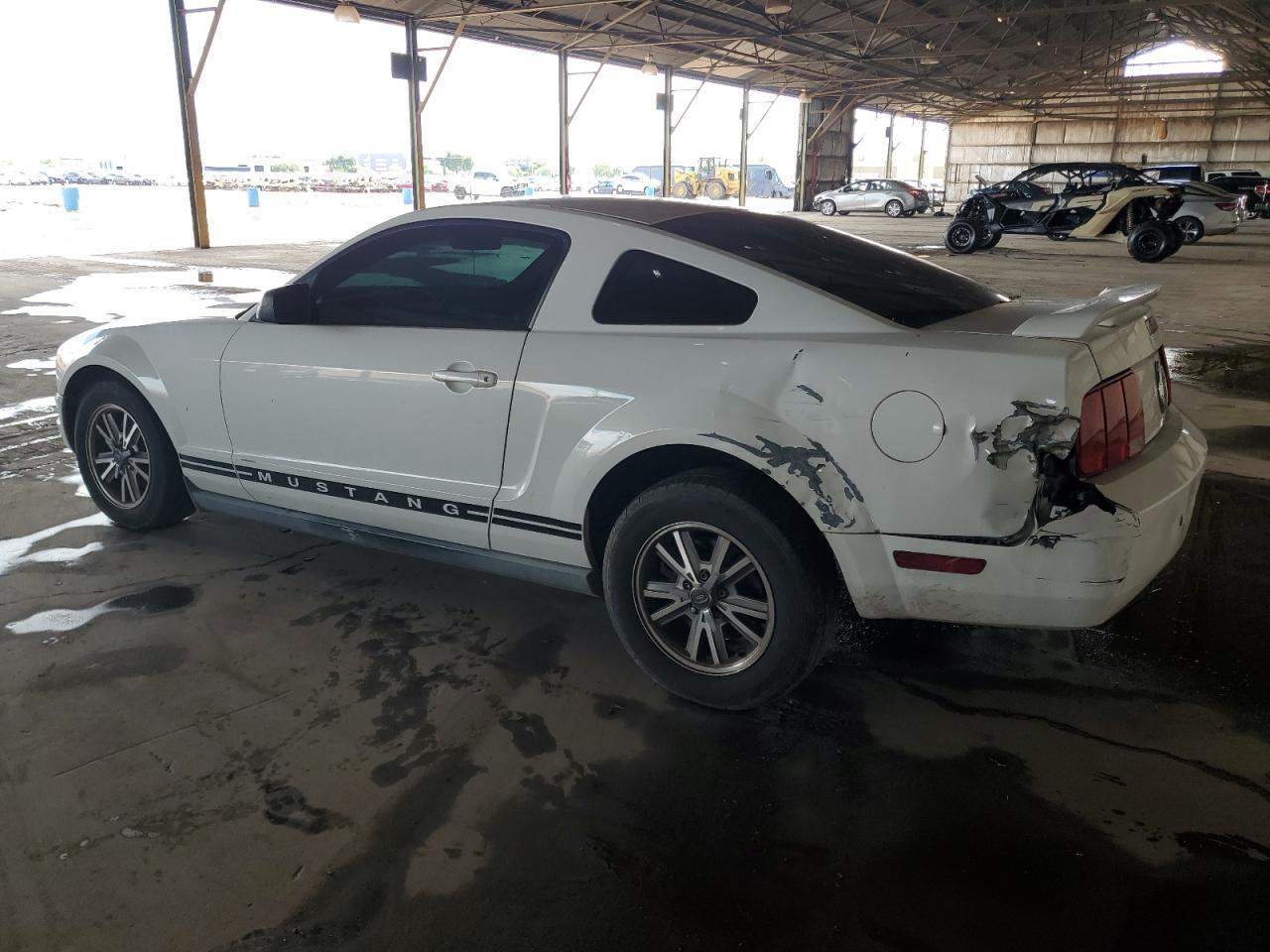 2005 FORD MUSTANG