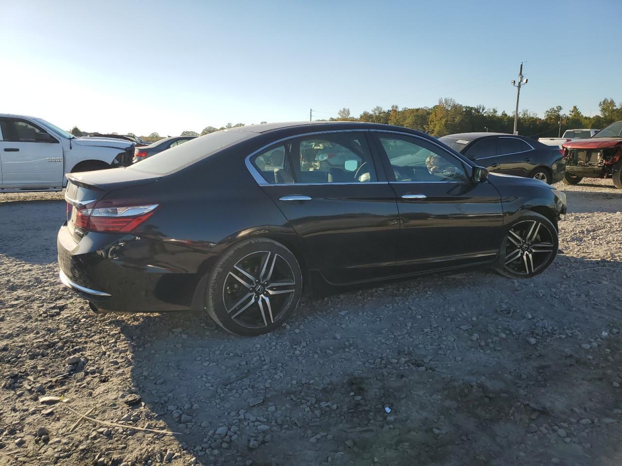 2016 HONDA ACCORD
