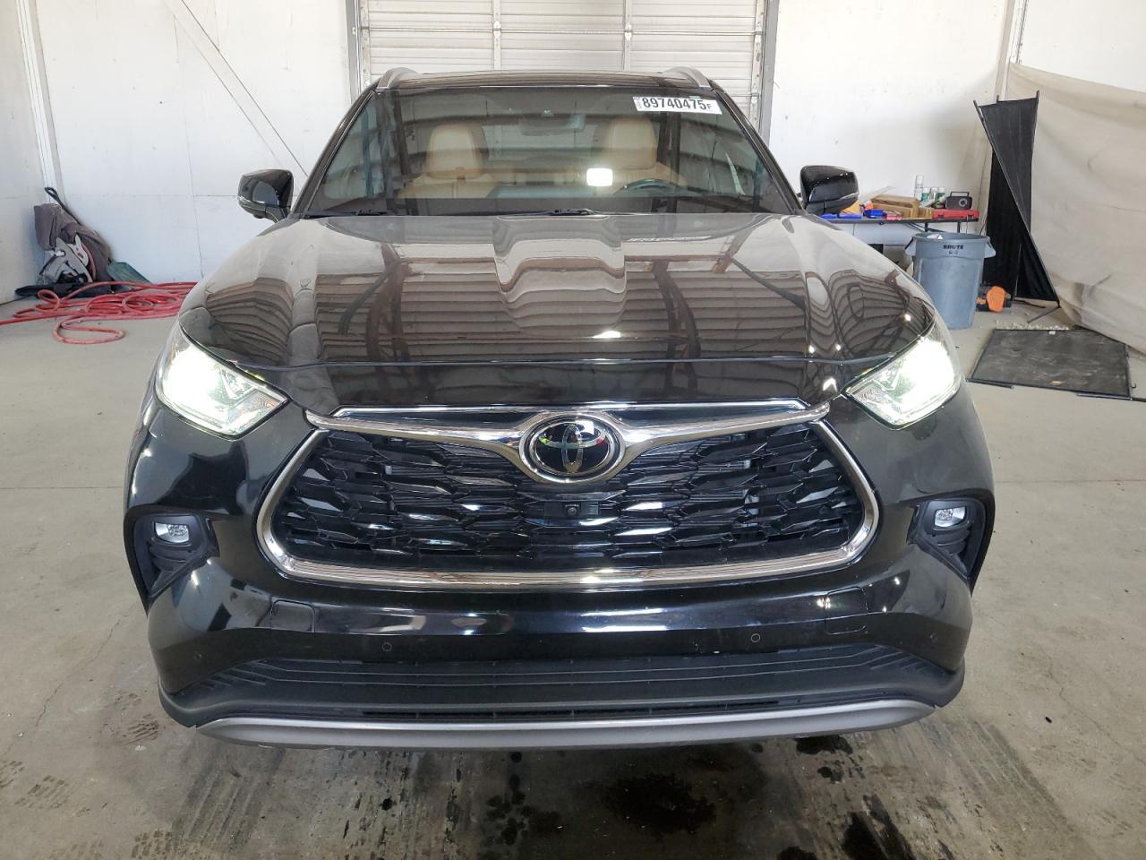 2023 TOYOTA HIGHLANDER