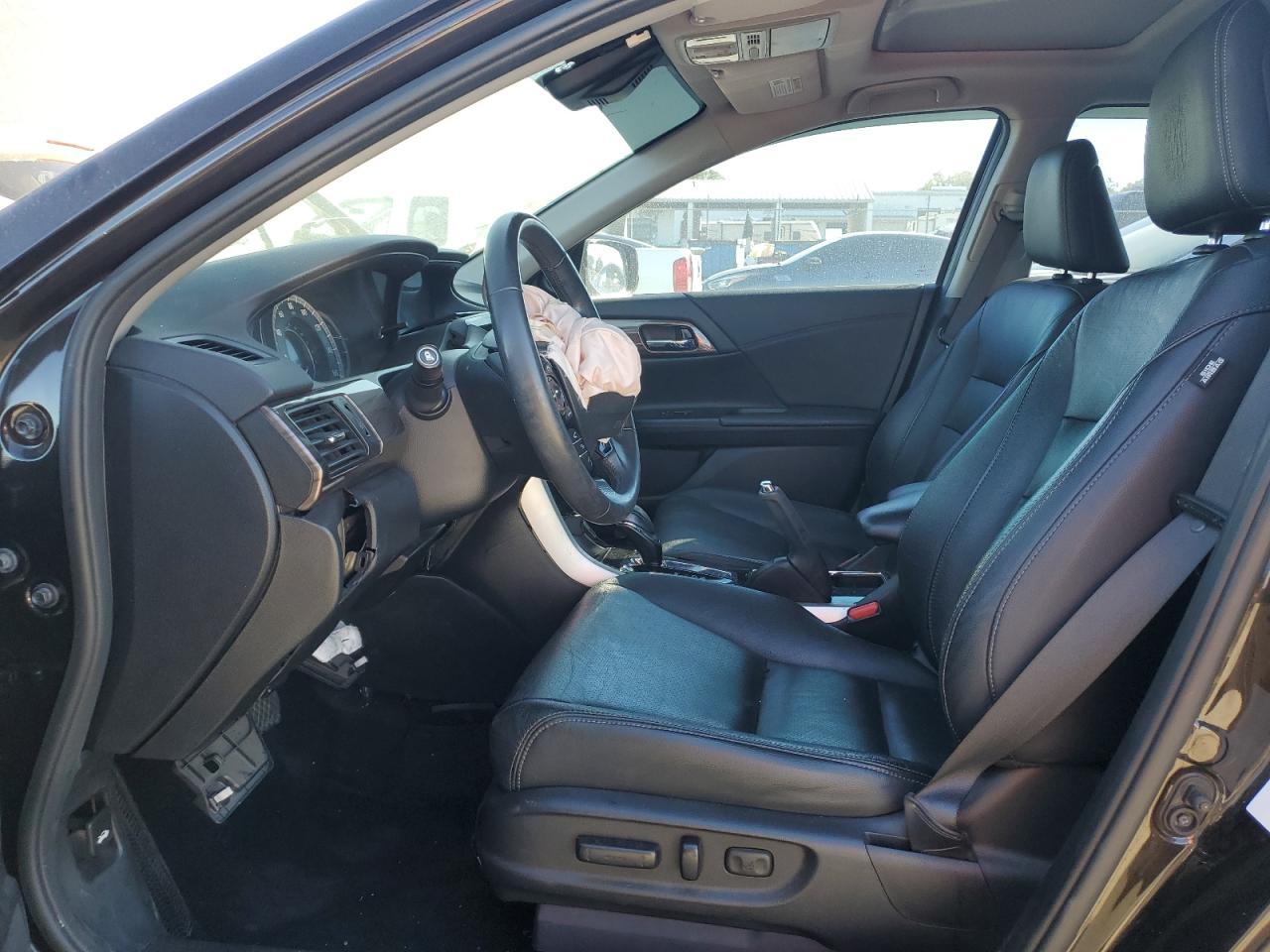 2017 HONDA ACCORD