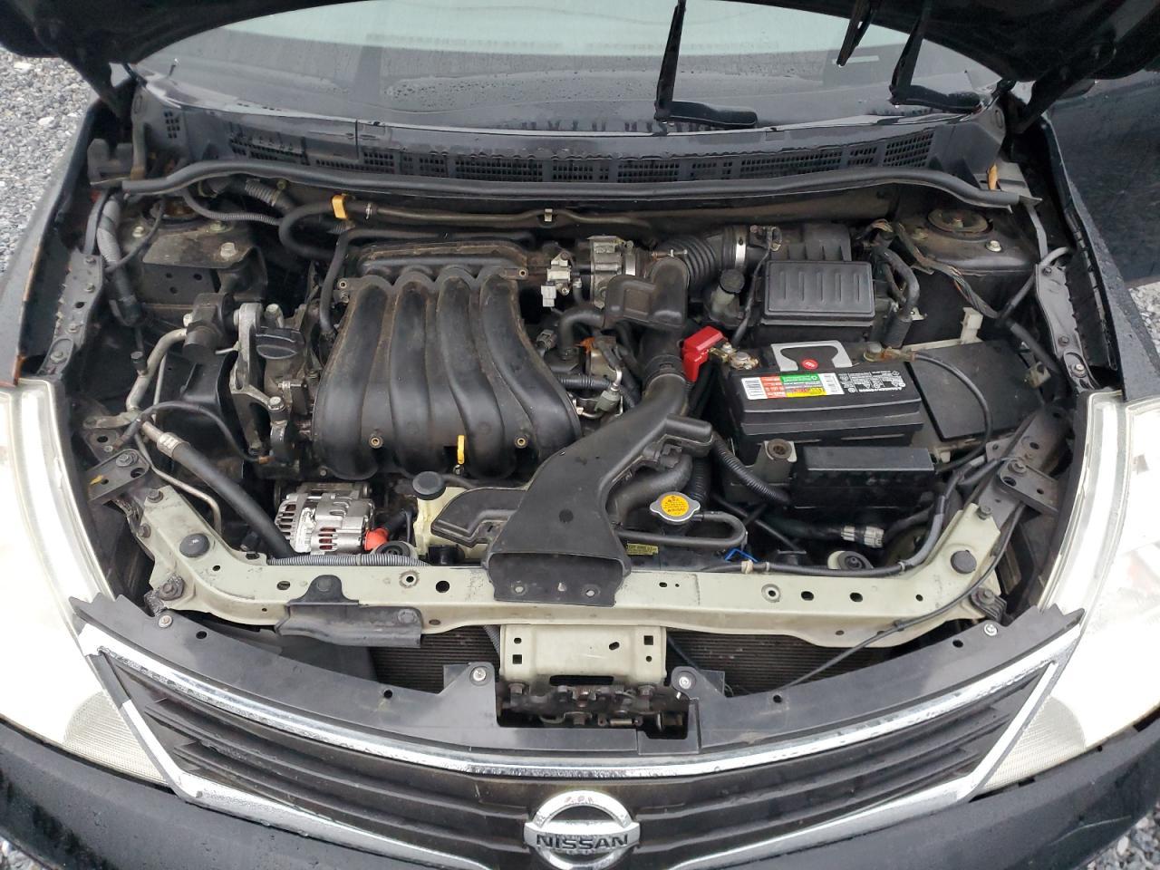 2011 NISSAN VERSA