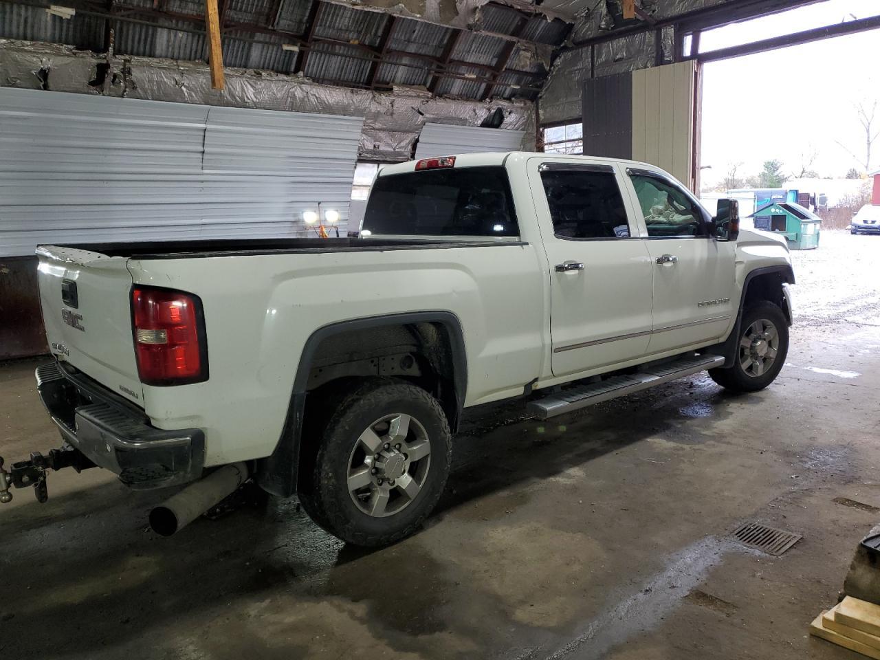 2016 GMC Sierra