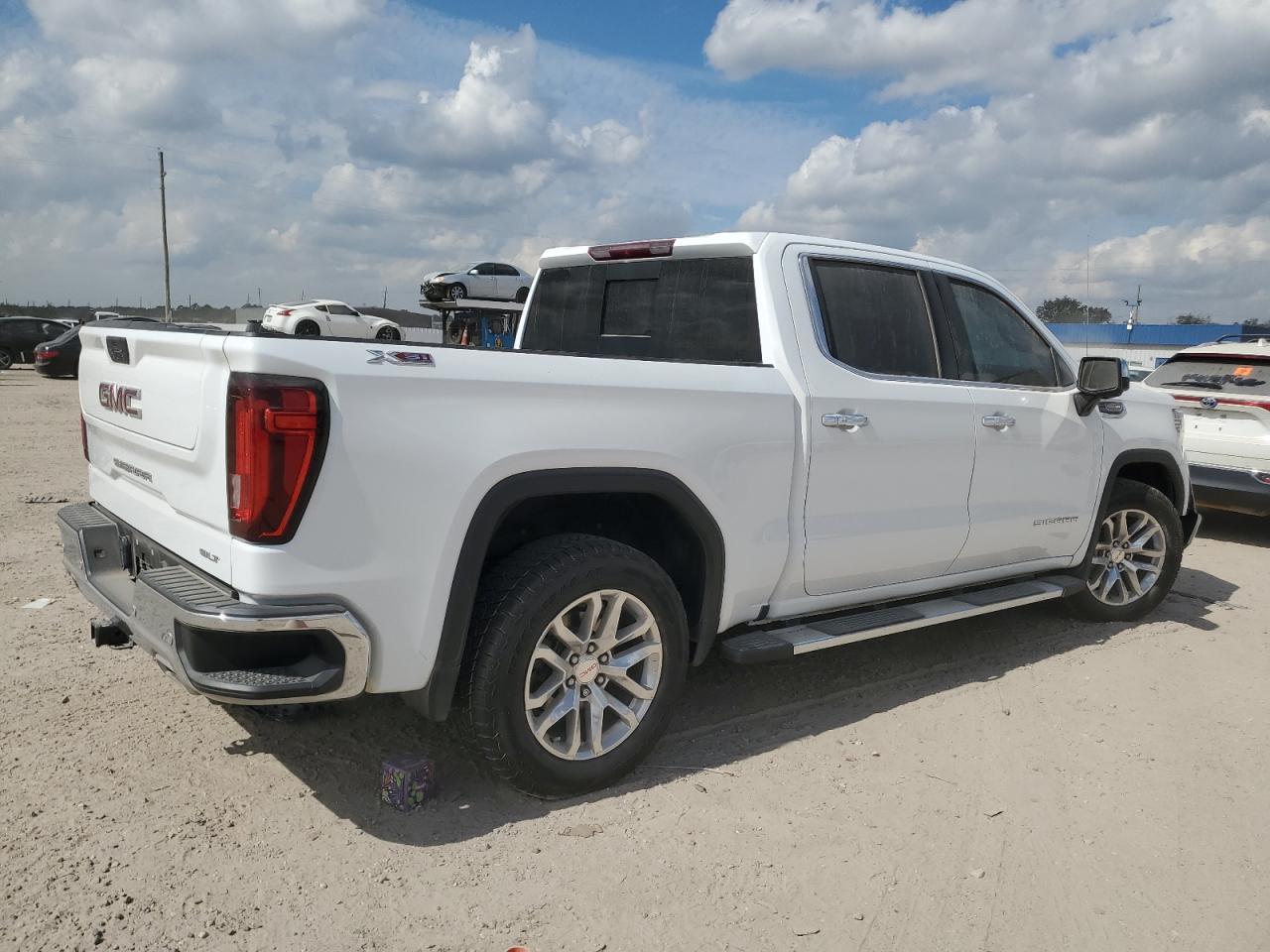 2022 GMC Sierra