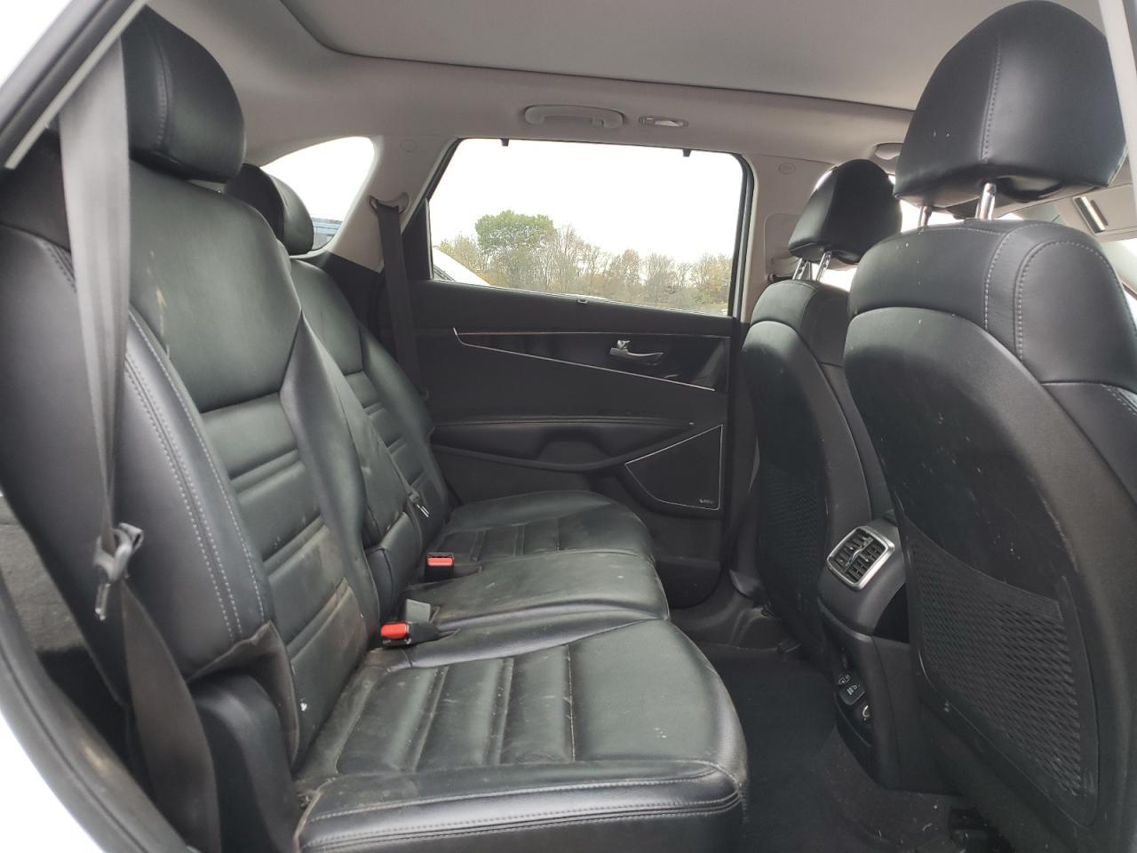 2018 KIA SORENTO