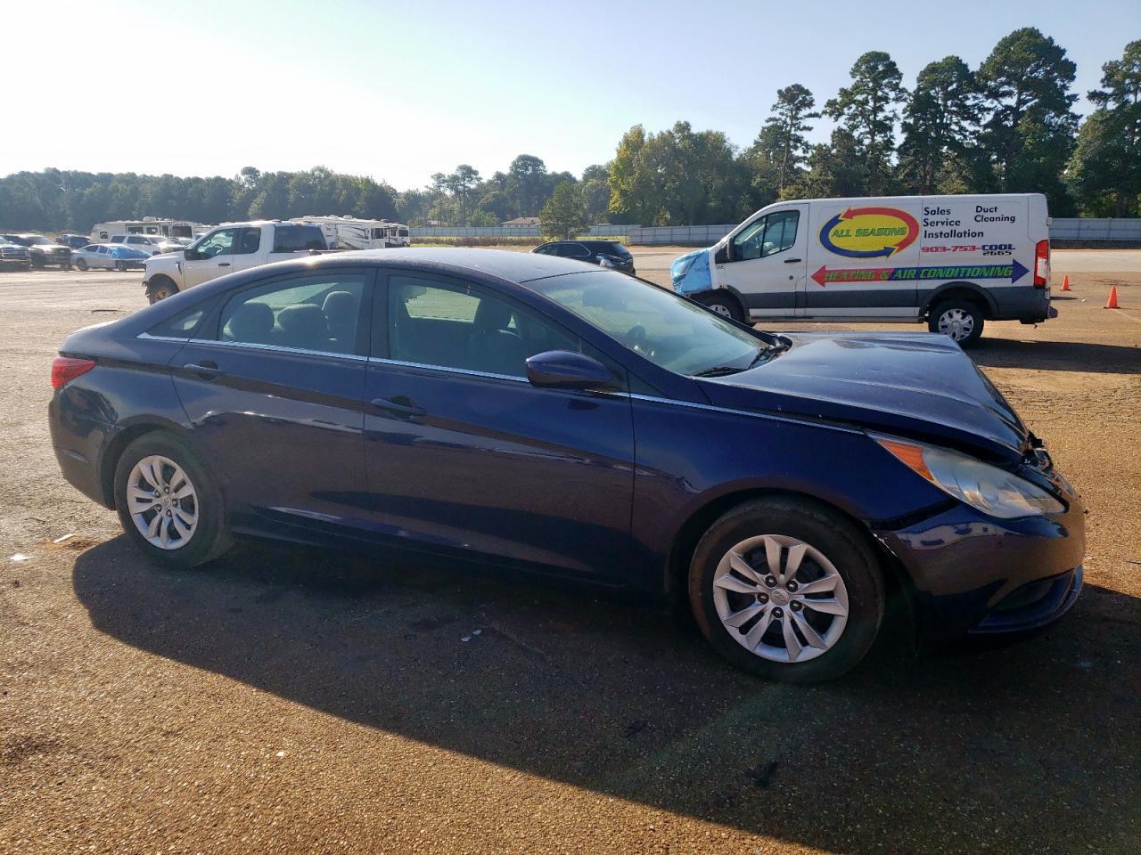 2013 HYUNDAI SONATA
