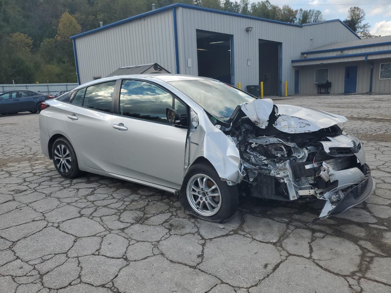 2020 TOYOTA PRIUS