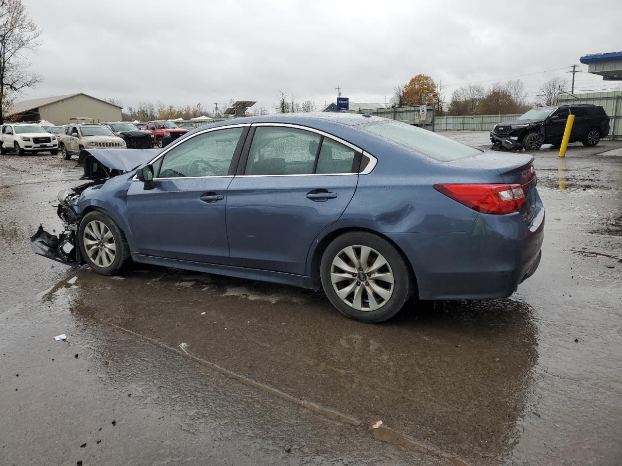 2015 SUBARU Legacy