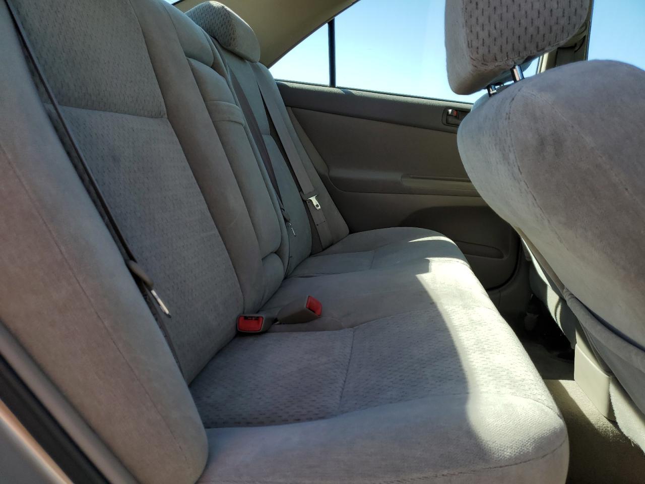 2004 TOYOTA CAMRY