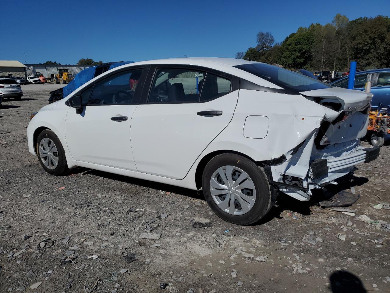 2025 NISSAN VERSA
