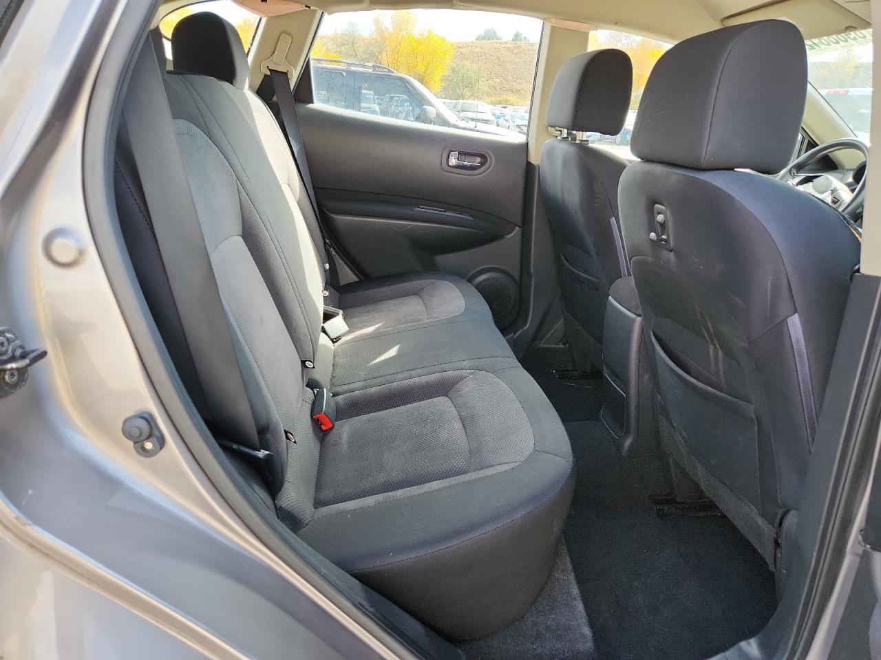 2011 NISSAN ROGUE