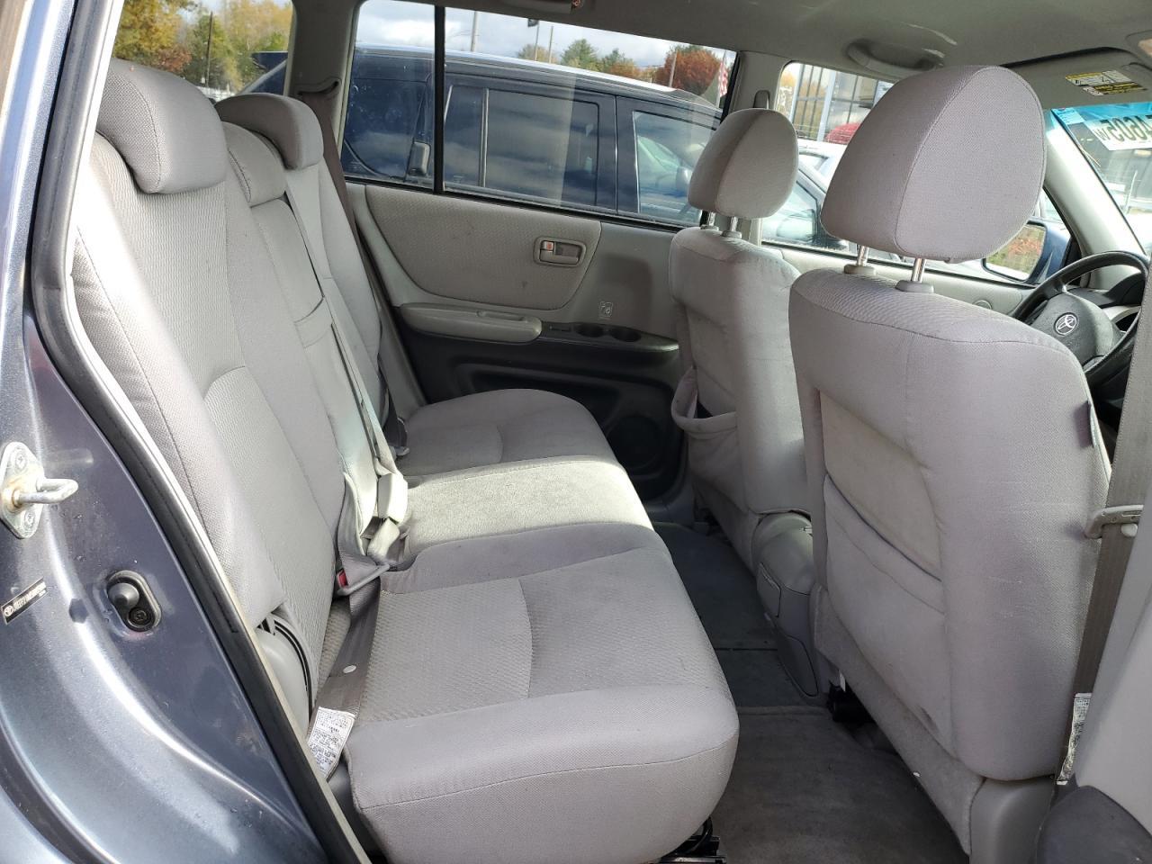 2005 TOYOTA HIGHLANDER