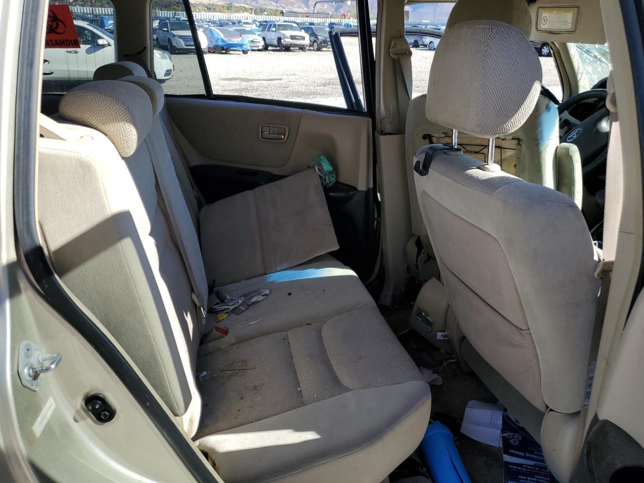 2001 TOYOTA HIGHLANDER